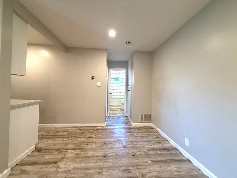2660 Flores St — Photo 4