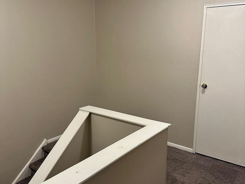 606 Meadowview Ln 606 Mont Clare PA 19453 Zillow