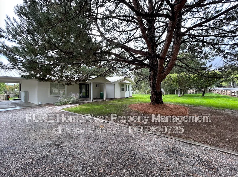 2 bed, 2.0 bath, 1428 sqft, $2,100 — Photo 2