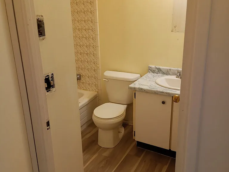 260 Academy St #303 — Photo 9
