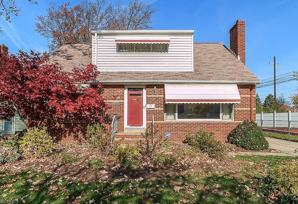 1st image of 23361 Blackstone Ave