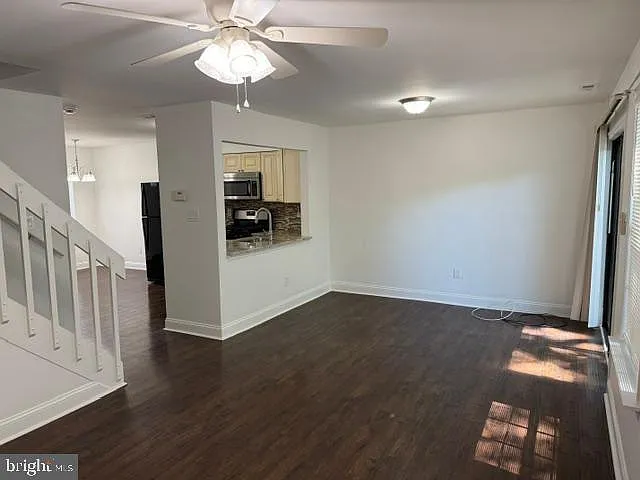1042 Baywood Dr — Photo 7