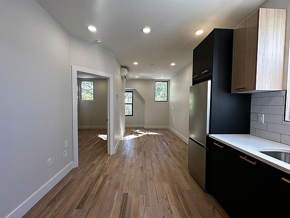 3rd image of 46-48 Van Reipen Ave #3F