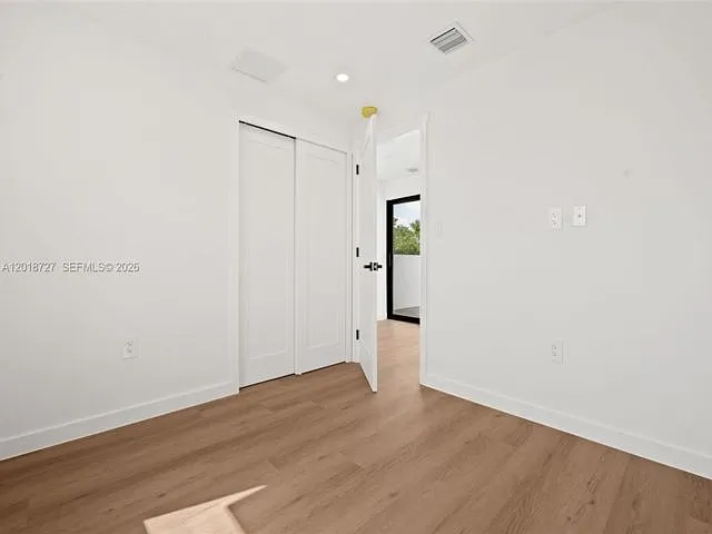 724 NW 55th Ter — Photo 11