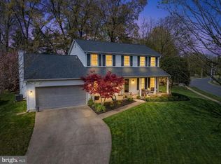 6553 Raftelis Rd, Burke, VA 22015
