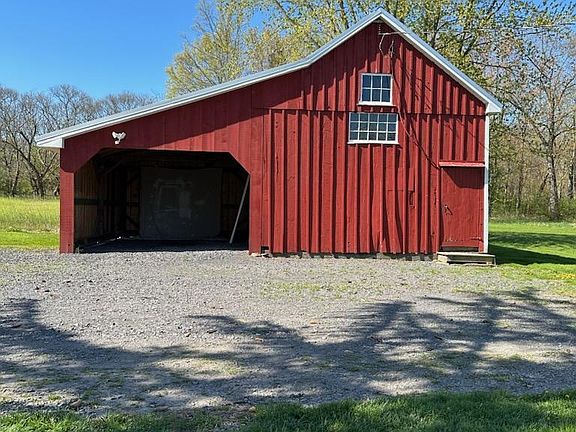 Barn-Carport