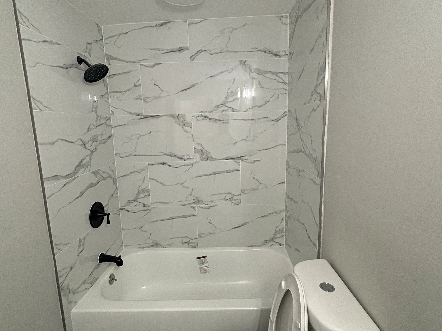 3 bed, 1250 sqft, $1,500 — Photo 2