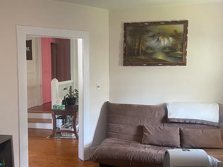 160 Farber Ln #4 — Photo 8
