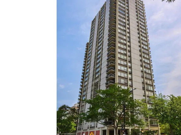 1360 N Sandburg Ter APT 2909, Chicago, IL 60610