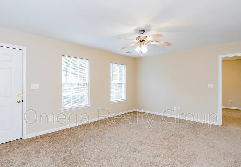 2587 Evergreen Rd — Photo 3