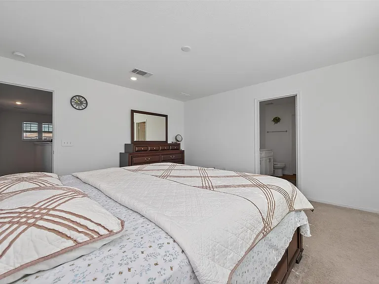 7326 Madison Commons Ln — Photo 27