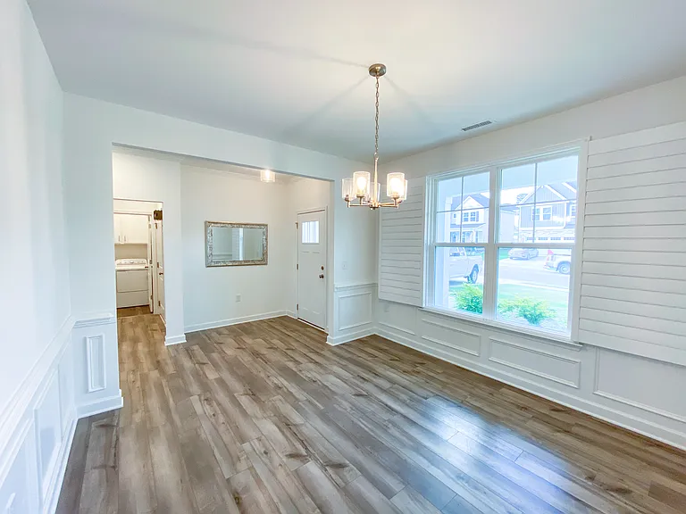 412 Highland Forest Dr — Photo 3