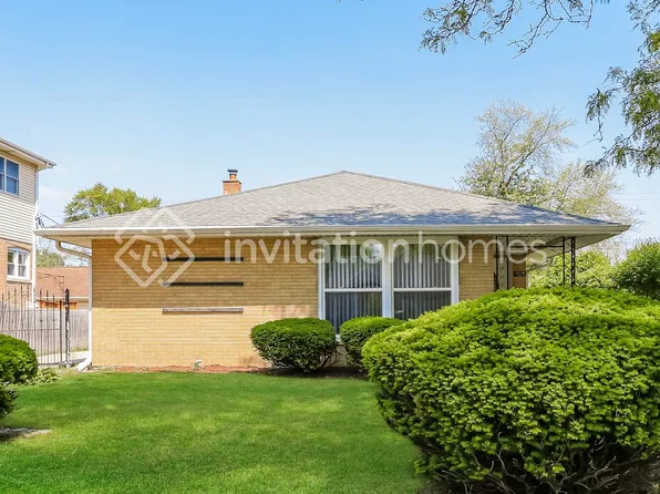 9225 Menard Ave, Oak Lawn, IL 60453