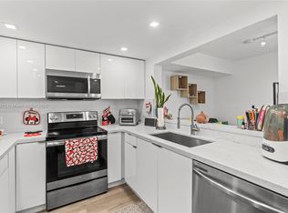2055 SW 122nd Ave APT 326, Miami, FL 33175