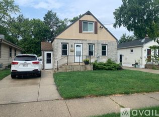 3269 S 95th St, Milwaukee, WI 53227