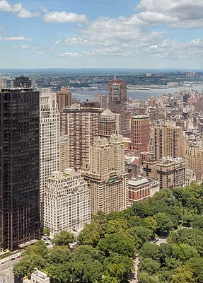 Sold by Compass | media 17