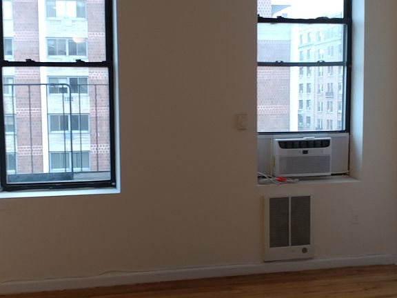 3rd image of 566 Amsterdam Ave APT 5C