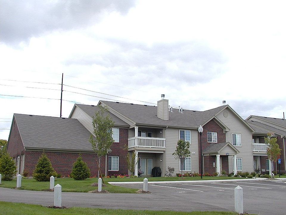 2nd image of 1999 Waterstone Blvd