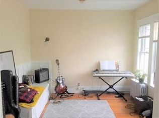 125 Harvard St #1M, Medford, MA 02155