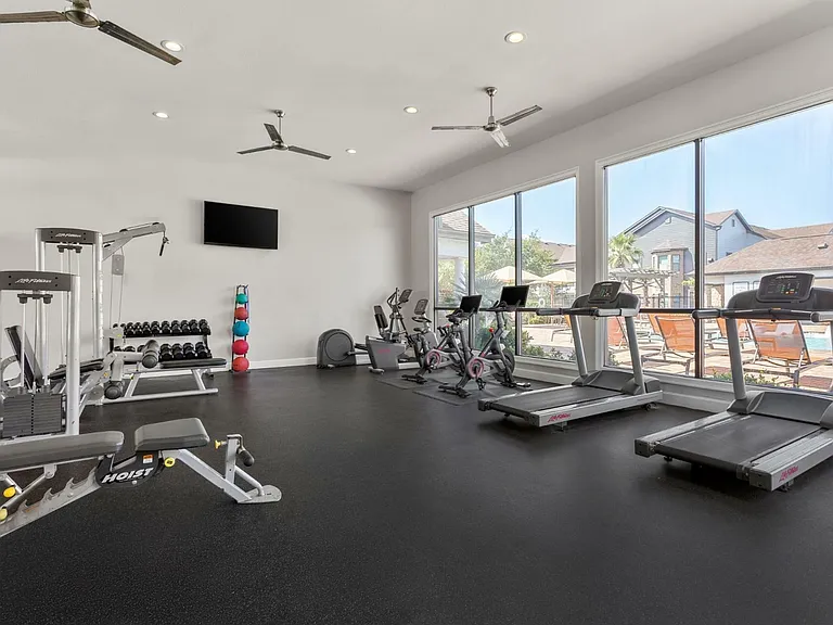 Avenues at Northpointe - Fitness Center