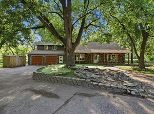 14823 Walker Pl, Minnetonka, MN 55345