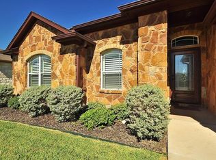 106 Valley Oaks Loop, Georgetown, TX 78626