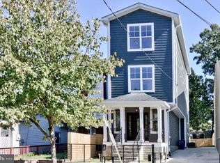 307 56th St NE, Washington, DC 20019