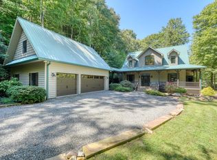 1080 Chairmaker Dr, Hayesville, NC 28904
