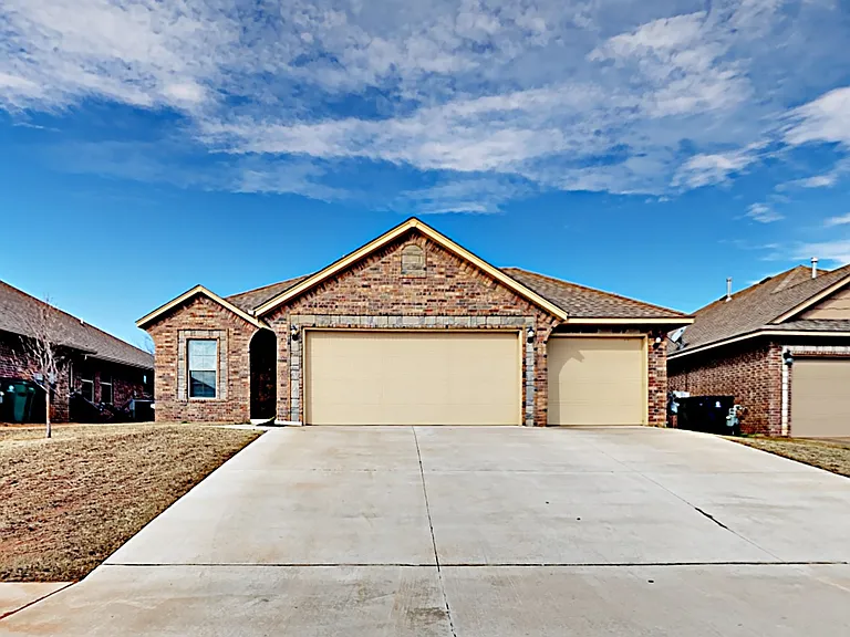 15925 Big Cypress Dr — Photo 1