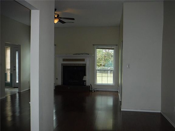3rd image of 612 N 7th St