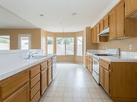 2nd image of 7608 Newberry Ln