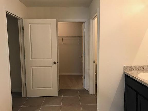 4th image of 7604 Tuscan Bay Cir