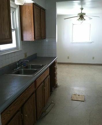 4th image of 1409 23rd Ave