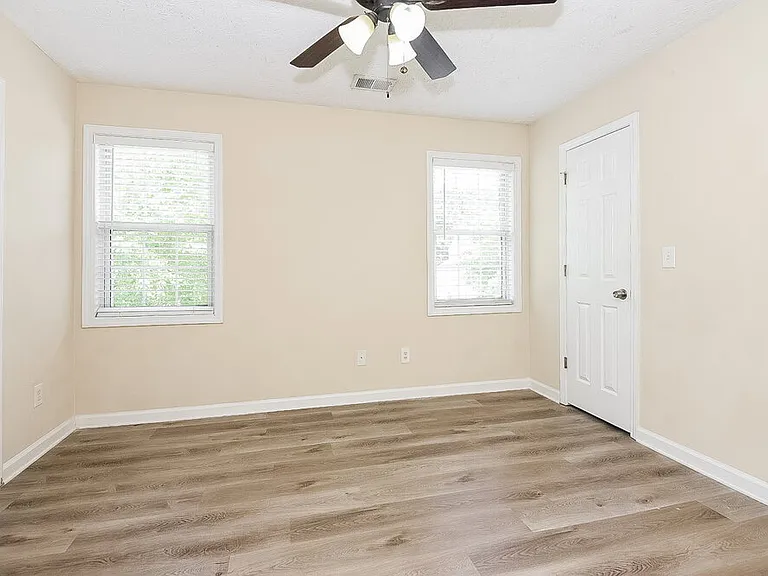 3057 Heatherbrook Trce — Photo 13