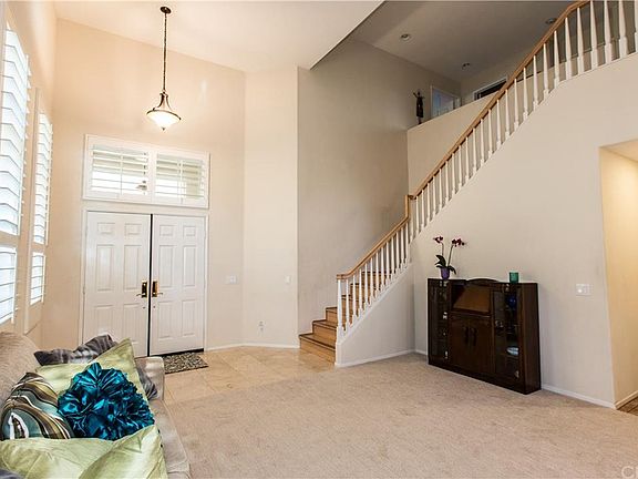 3rd image of 35 Surfbird Ln