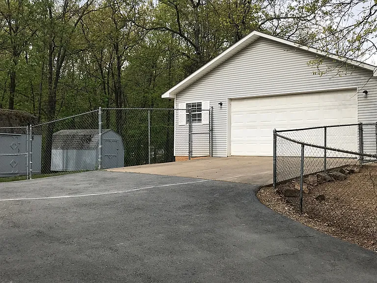 223 Sunny Gap Rd — Photo 2
