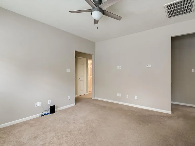 115 W Burberry Cir — Photo 14