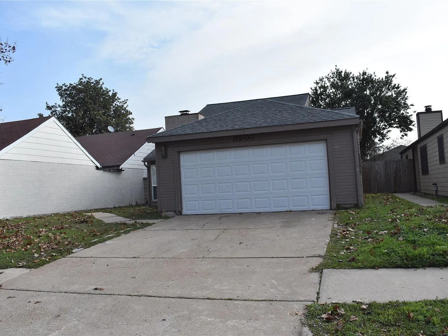 3 bed, 2.5 bath, 2168 sqft, $1,900 — Photo 3