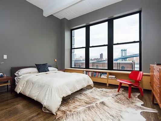 Sold by Sotheby's International Realty | media 26