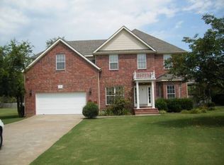 16 Glenbrook, Bentonville, AR 72712