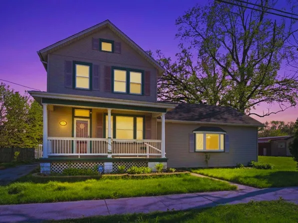 2261 136th St, Blue Island, IL 60406