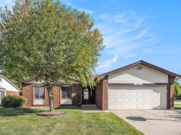 5055 Scarsdale Dr, Sterling Heights, MI 48310