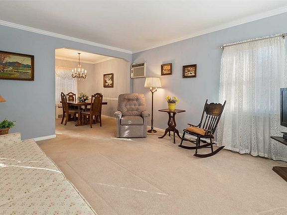 4th image of 109 Stratford Rd