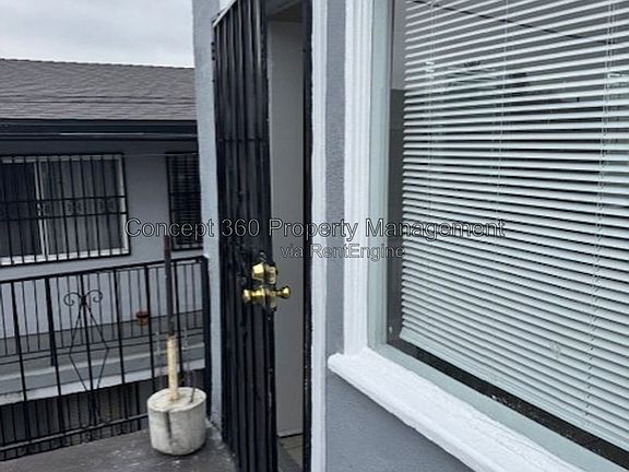 3rd image of 758 Cerritos Ave APT 4