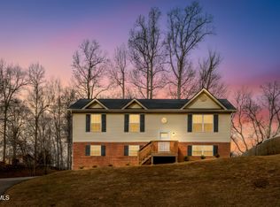 510 Mockingbird Pl, Jonesborough, TN 37659