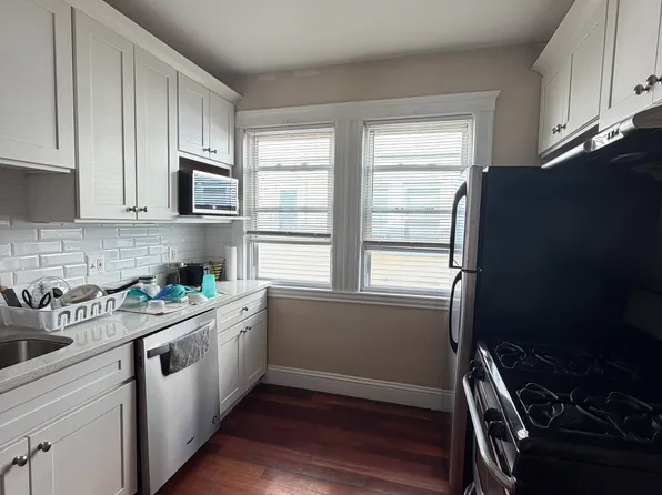 3961 Washington St, Boston, MA