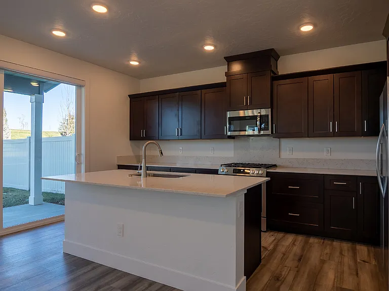 8238 W Fern St — Photo 9
