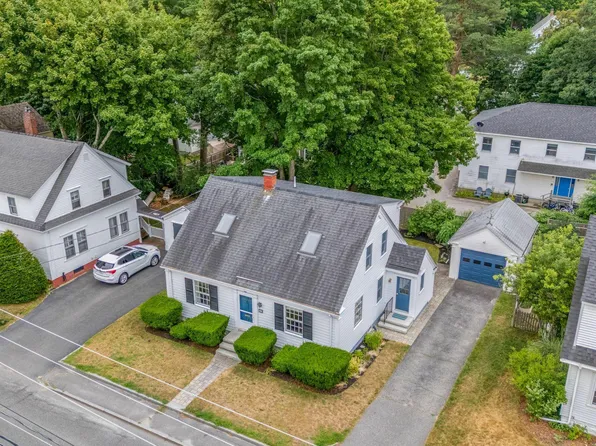 6 Jordan Avenue, Brunswick, ME 04011