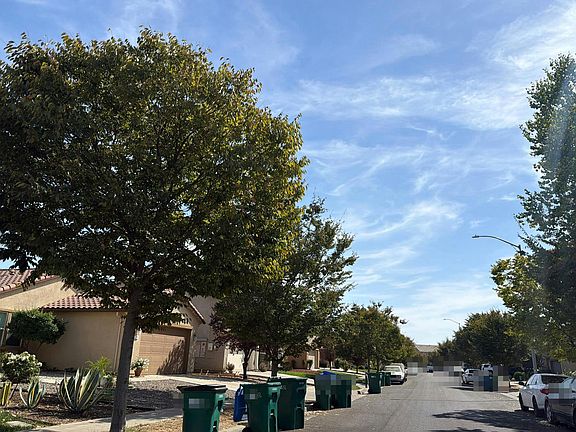 4th image of 1750 Shady Forest Way
