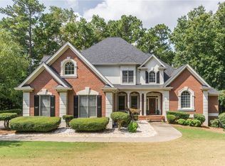 220 Oakhurst Leaf Dr, Milton, GA 30004